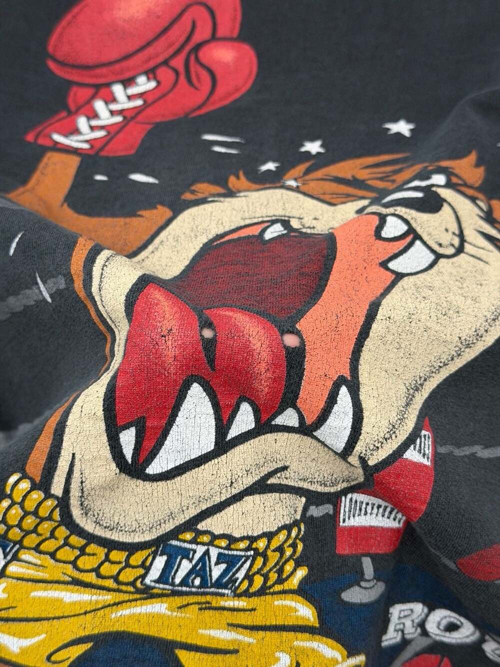 Vintage 1993 Looney Tunes Taz Tasmanian Devil Boxing Double-Sided T-Shirt XL - Picture 13 of 15